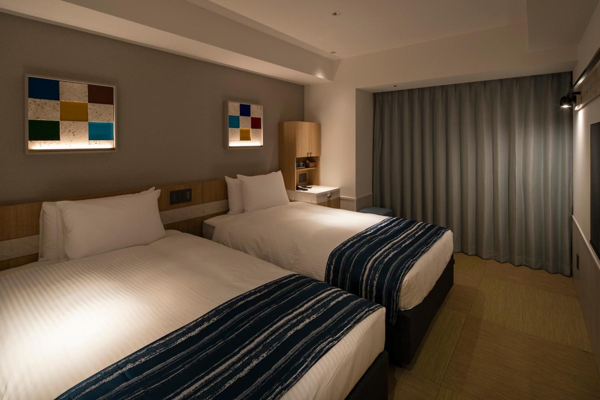 Okinawa Hinode Resort And Hot Spring Hotel Naha Esterno foto